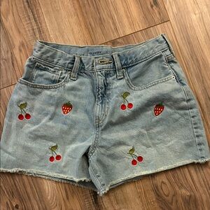 Old Navy Kid’s Light Blue Jean Shorts with Fruit Embroidery - new without tags